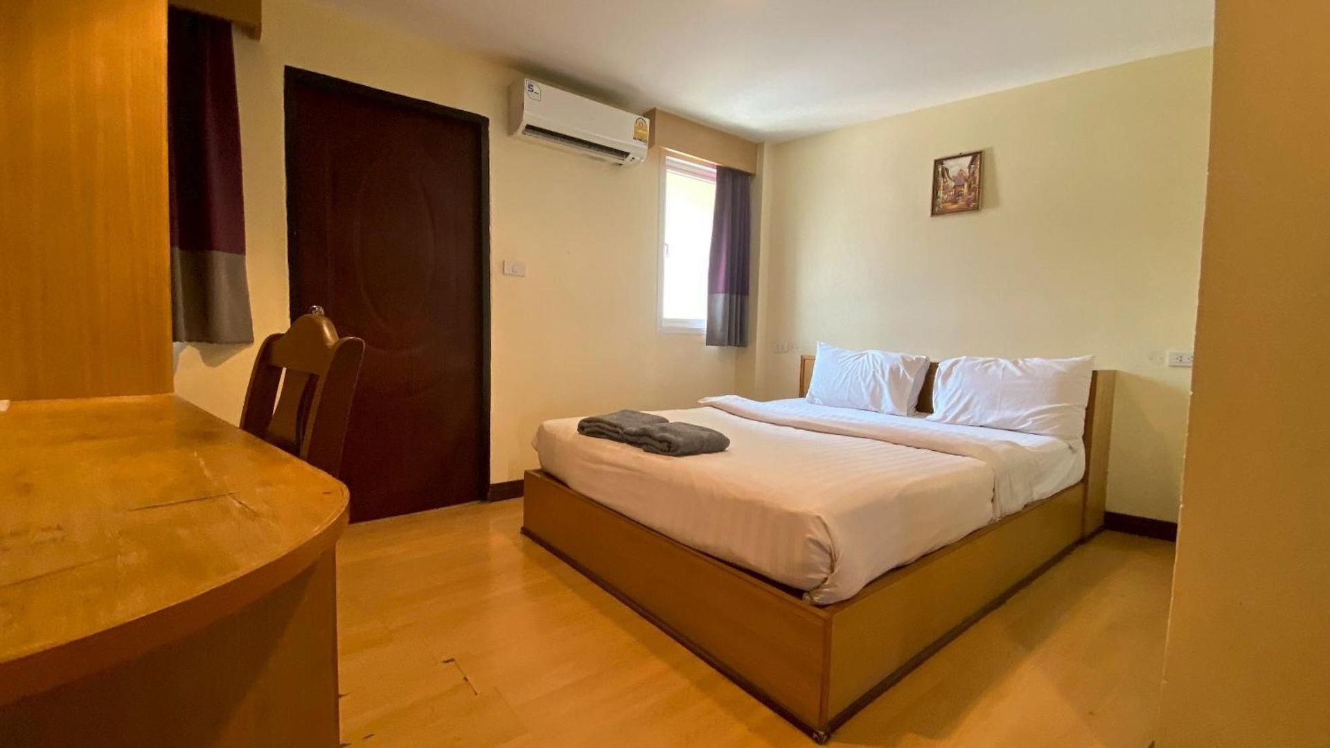 Sea Place Soi 7 โรงแรม