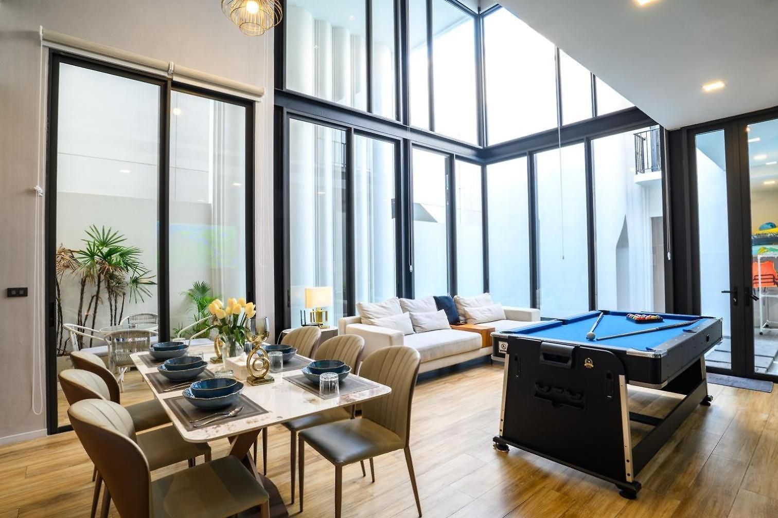 วิลล่า Modern 4br Pool In Good Location Pattaya