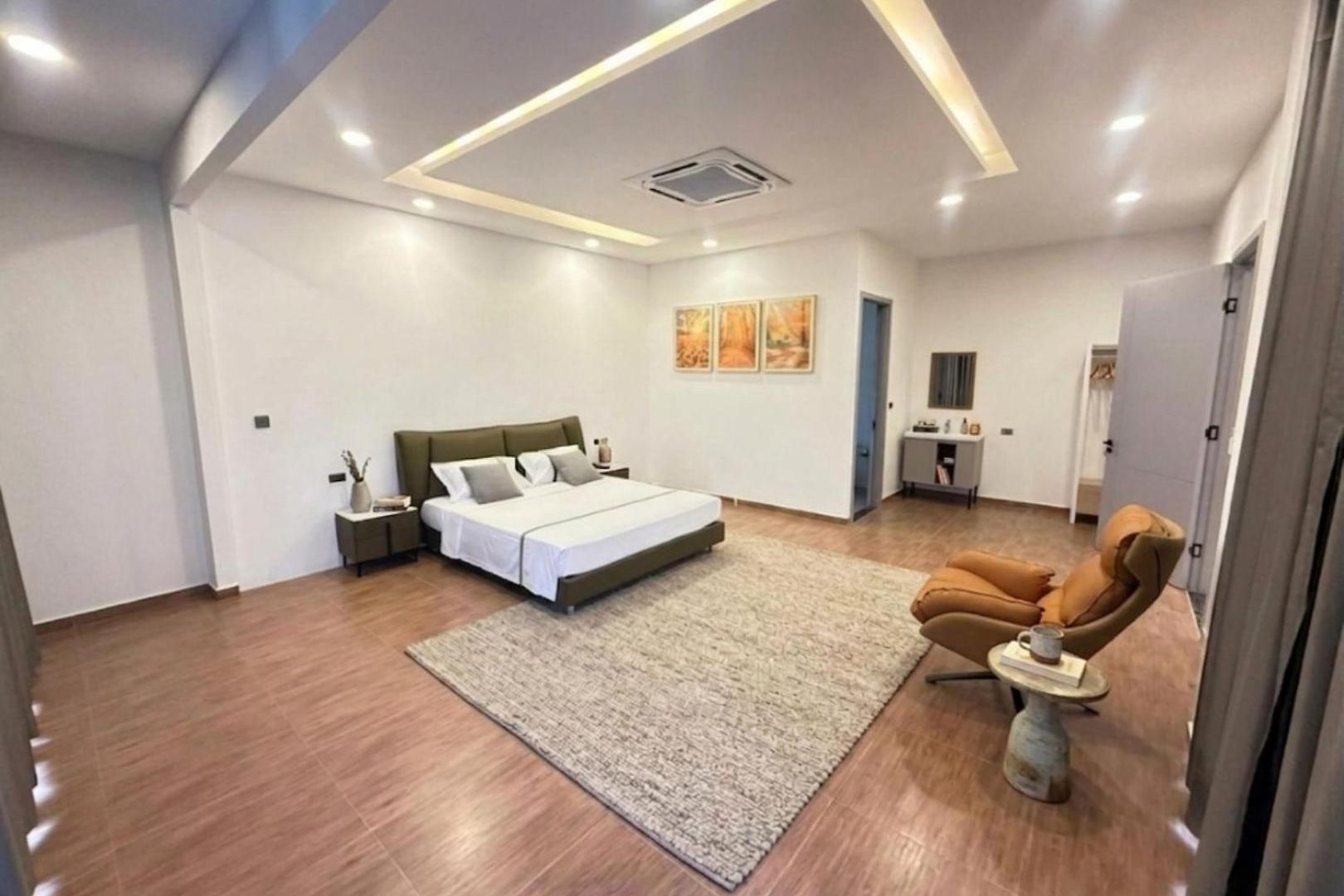 วิลล่า Amarin - Huge 7 Bedroom Private Pool House In Next To Walking Street Pattaya