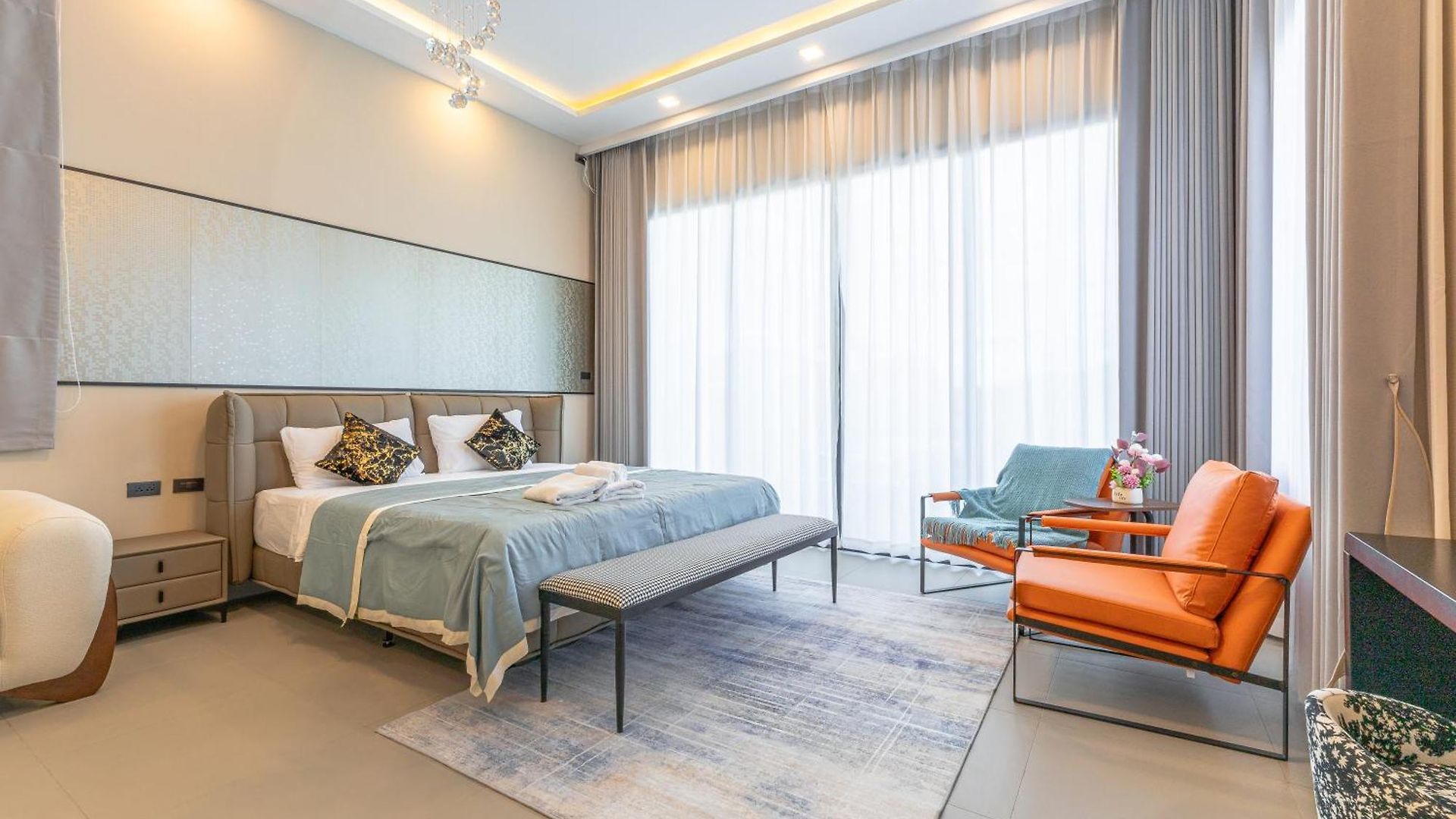 Luxury 6b Lagoon With Swimming Pool วิลล่า Pattaya