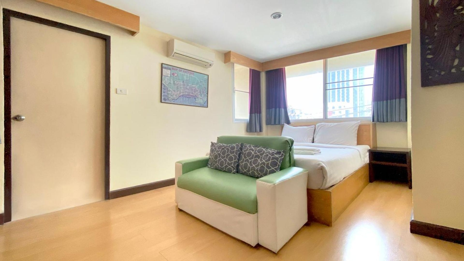 Sea Place Soi 7 โรงแรม Pattaya