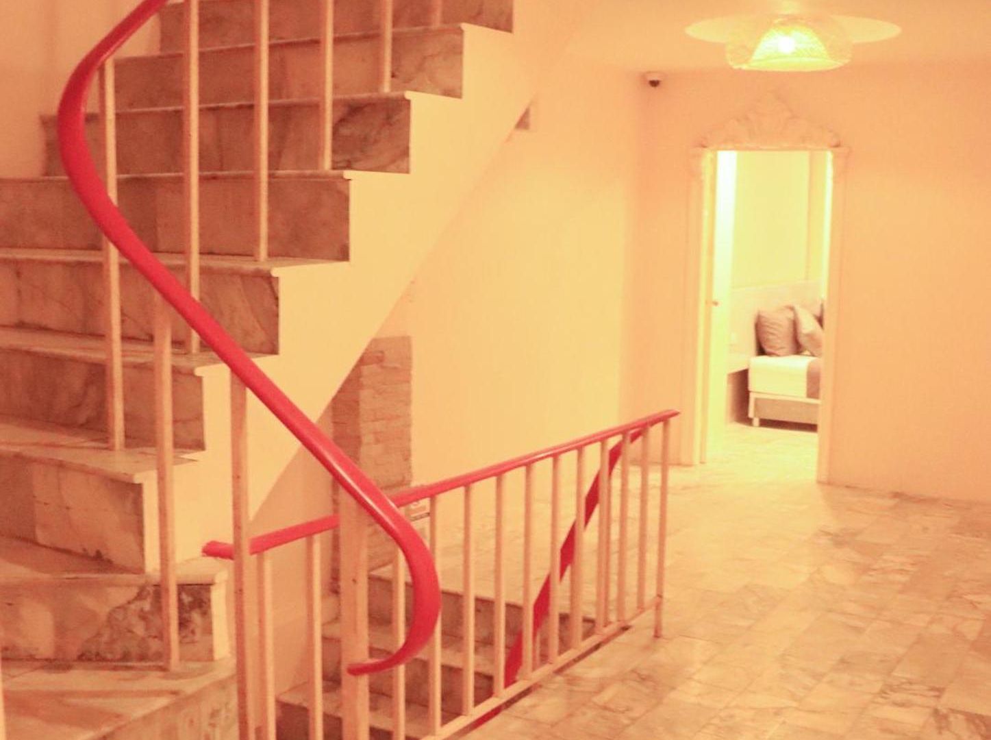 โรงแรม Galaxy Inn,