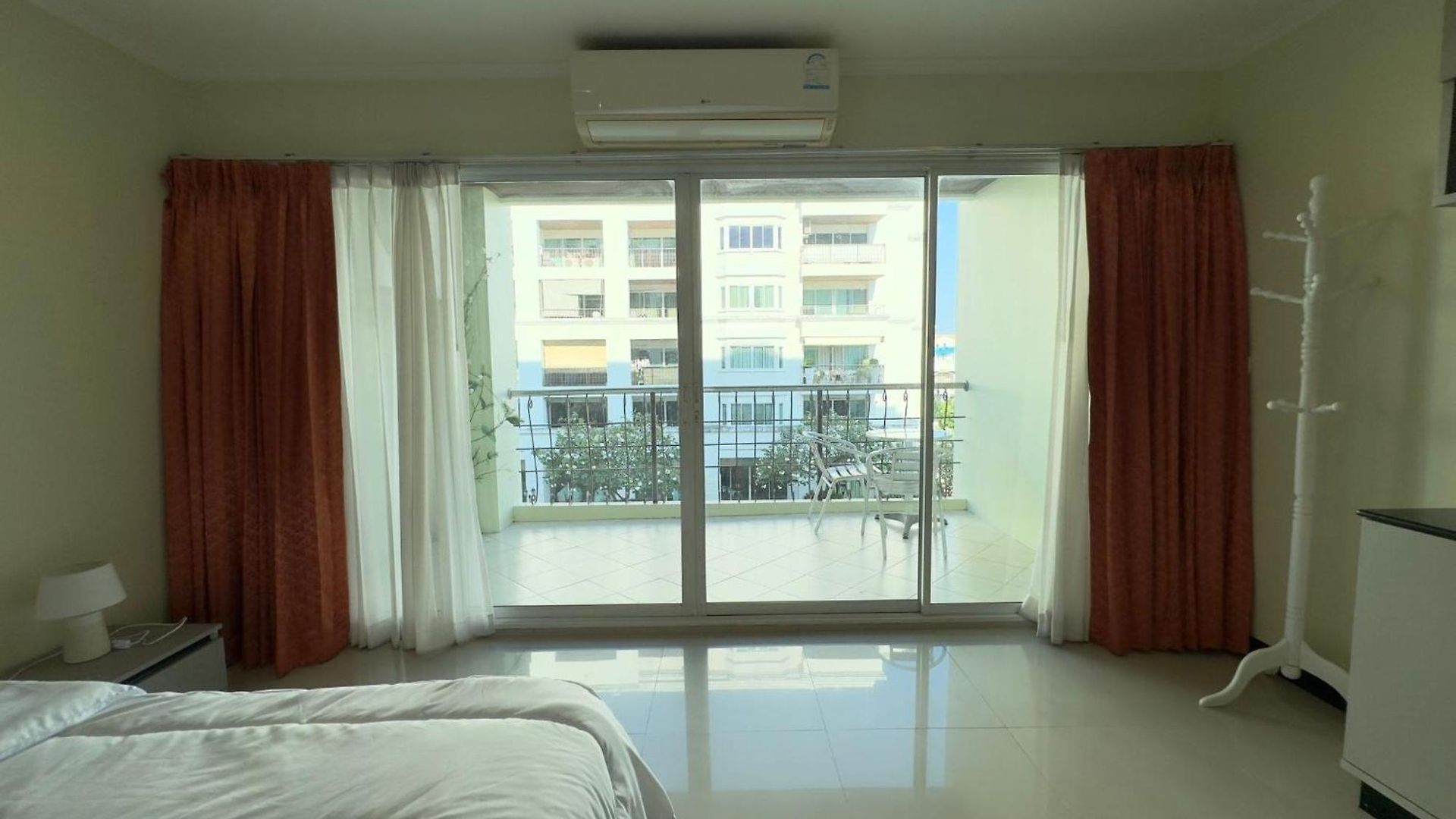 Holiday home Large Pool-view With Balcony - Tw Platinum Suites, Jomtien *