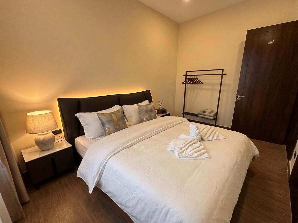 วิลล่า Chantara - Private Pool & Luxury House 7br *