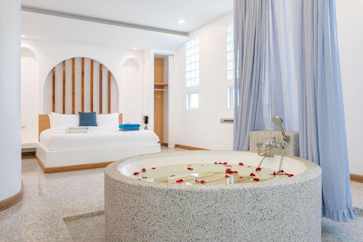 วิลล่า Location 5br Pool Downtown *