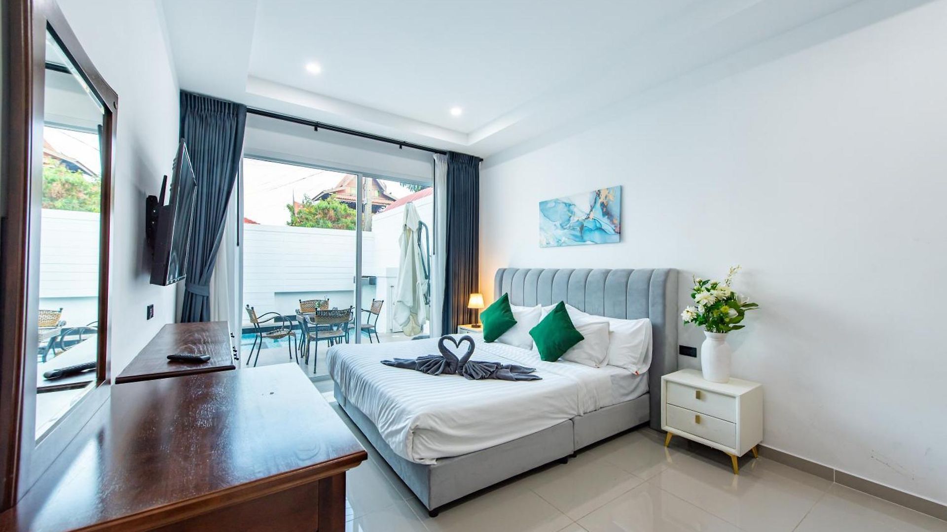 Lagoon Breeze 4br Pool Near Walking Street * Pattaya