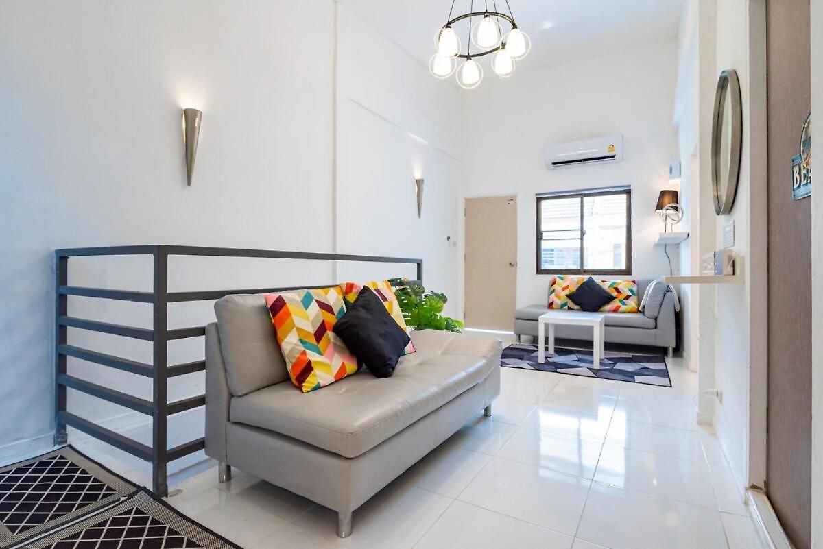 Rk-3br Group Getaway-10 Min To Walking Street & Holiday home Pattaya