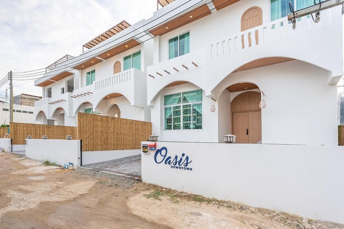Location 5br Pool Downtown วิลล่า Pattaya