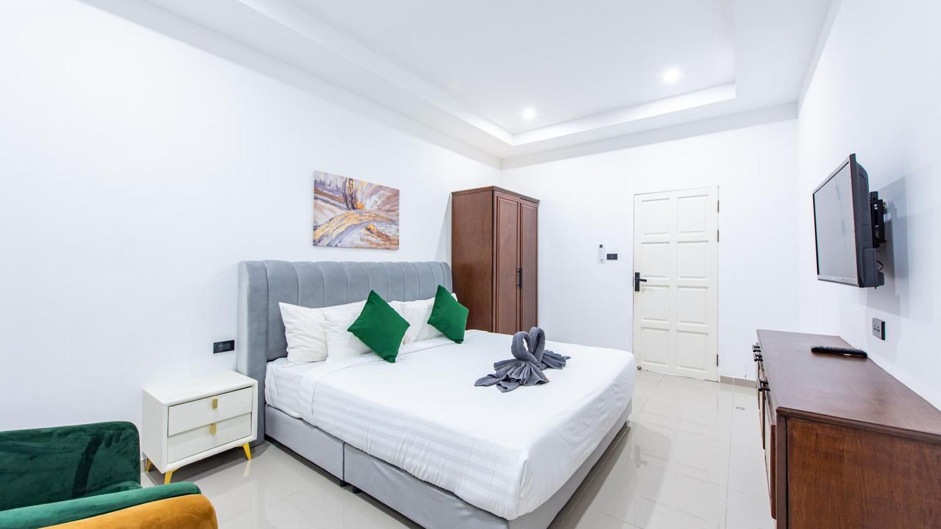 Lagoon Breeze 4br Pool Near Walking Street