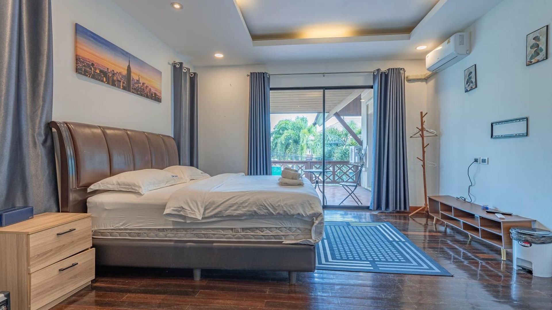 Villa Thai Ins-style Pool 3br Near Hollywood *