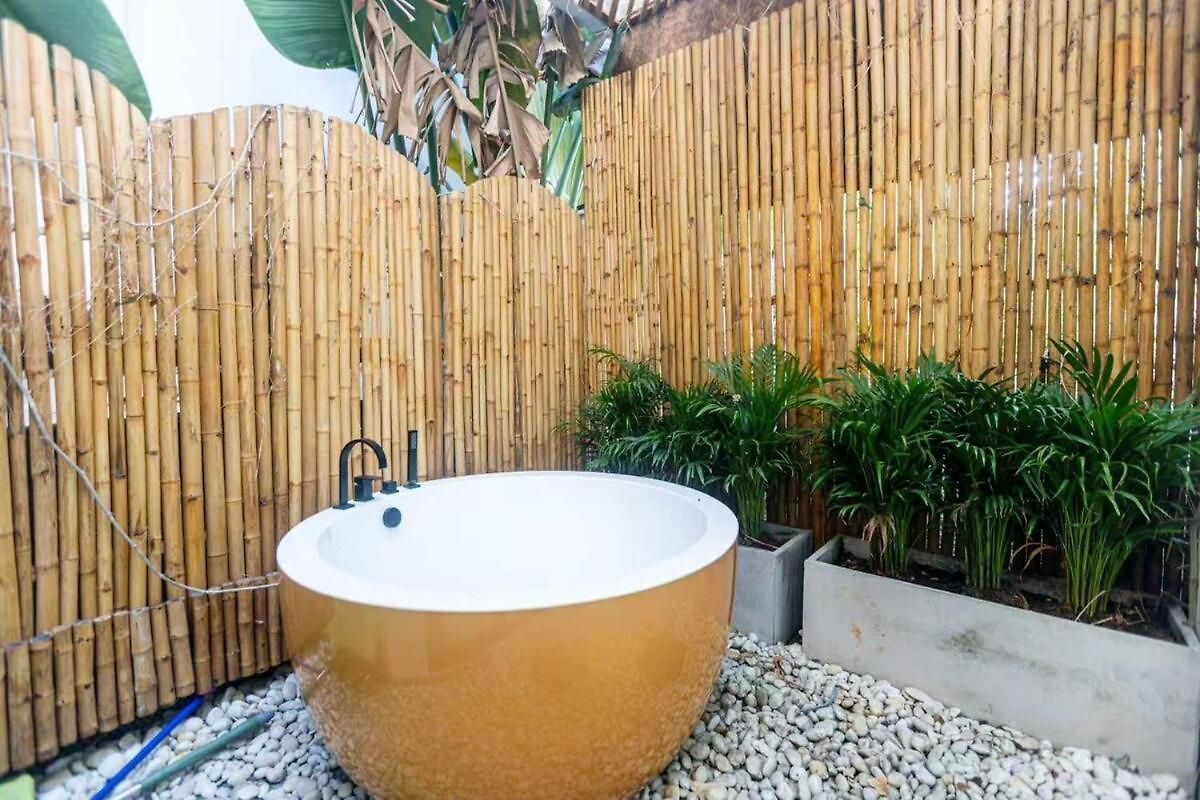 Villa Susu 4br Ktv Terrace Swimming Pool Near Walking Street Pattaya