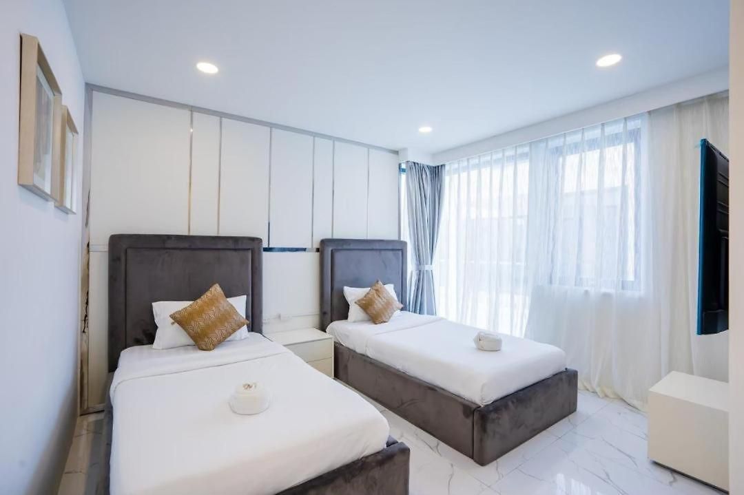 My Galaxy Pool 16br Near Jomtien Pattaya