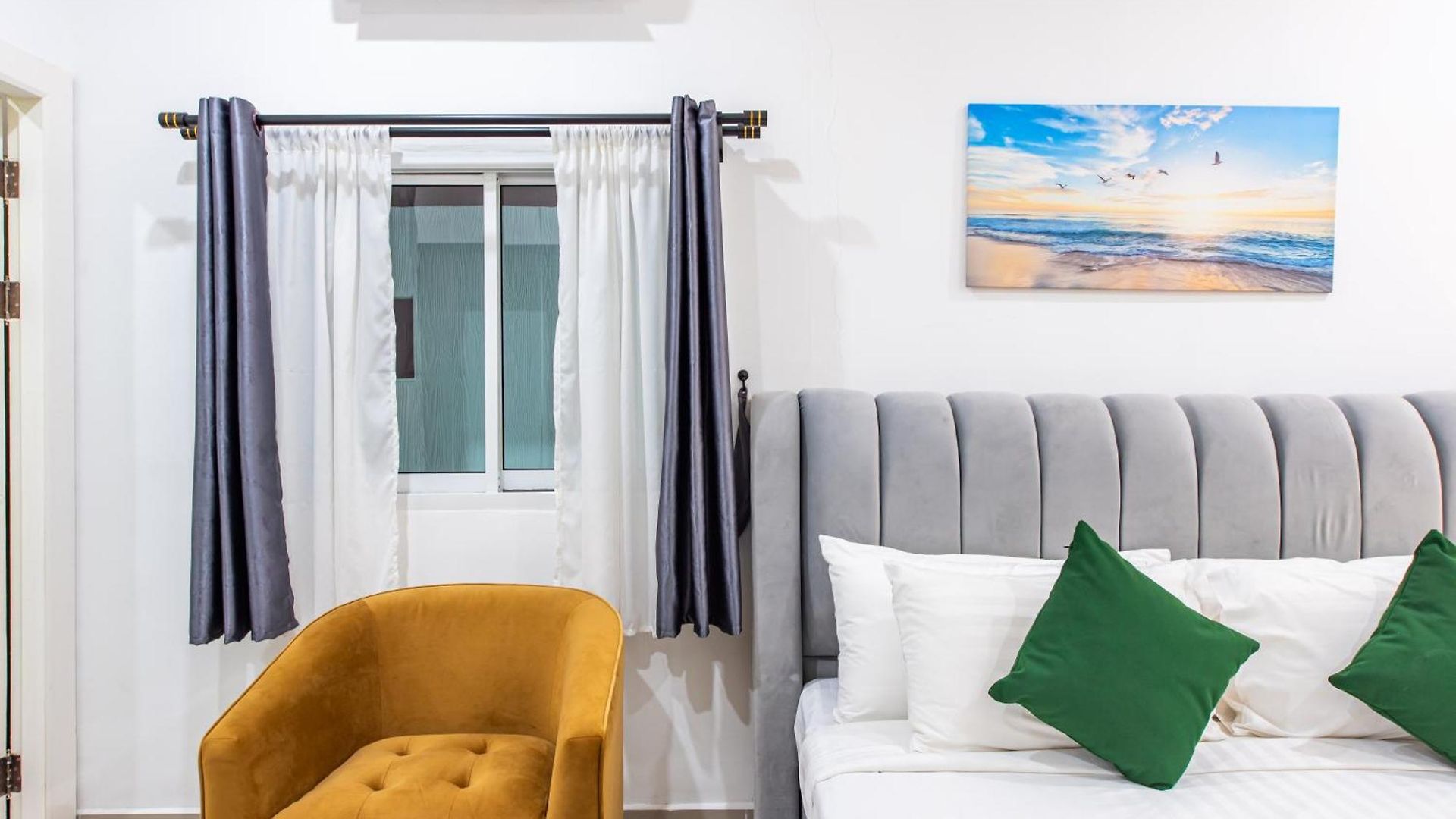 Lagoon Breeze 4br Pool Near Walking Street วิลล่า *