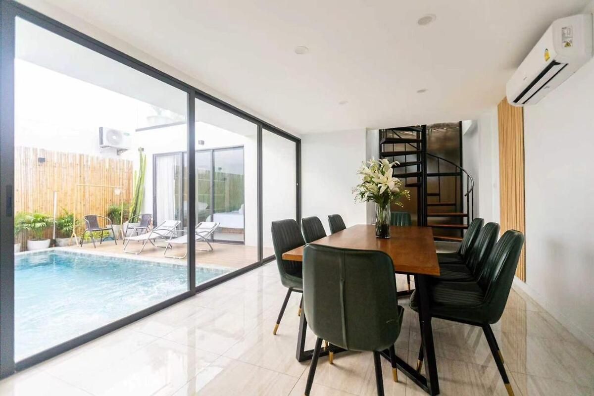 Susu 4br Ktv Terrace Swimming Pool Near Walking Street Pattaya