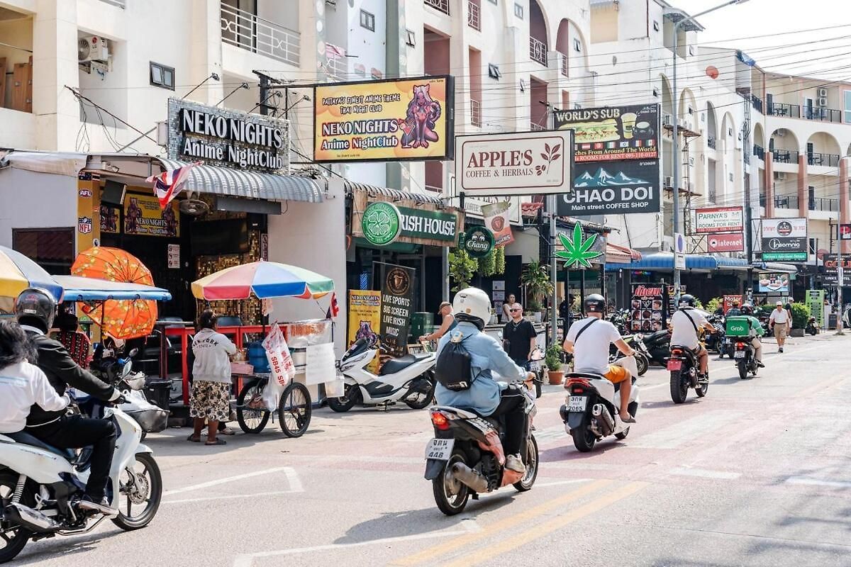 Location 5br Pool Downtown Pattaya