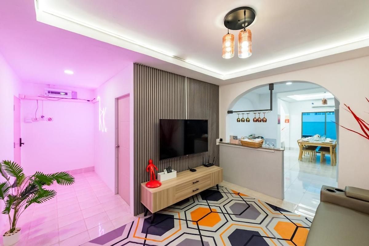 Holiday home Rk-3br Group Getaway-10 Min To Walking Street & Pattaya