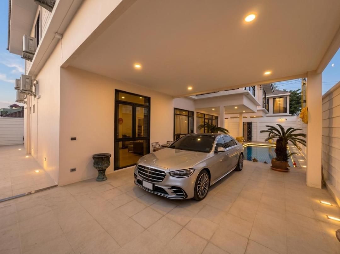 Chantara - Private Pool & Luxury House 7br Pattaya