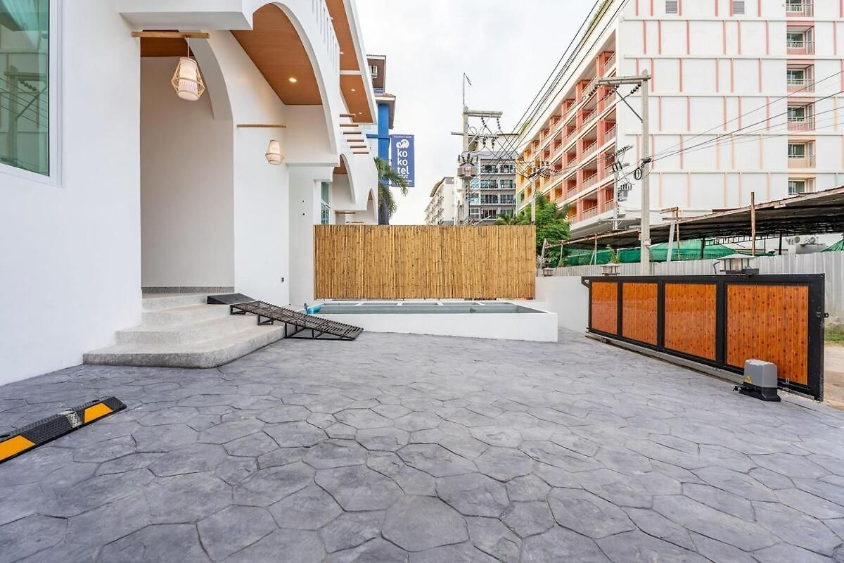 Location 5br Pool Downtown Pattaya