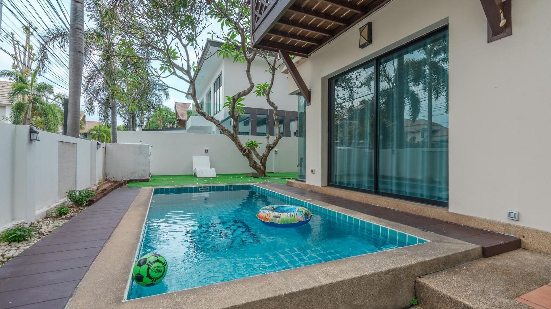 Villa Thai Ins-style Pool 3br Near Hollywood *