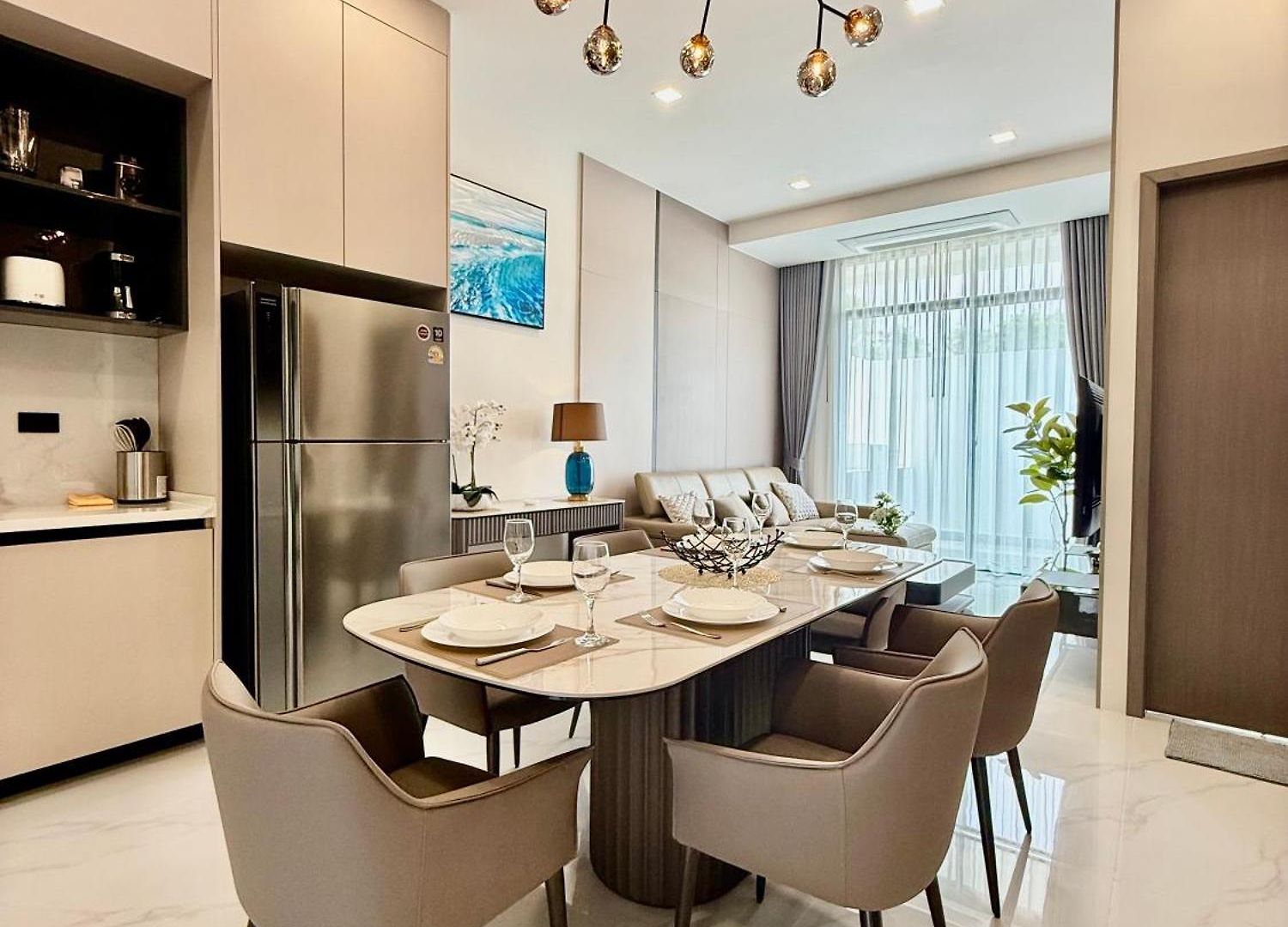 La Richie - Luxury Townhouse In A Comfortable Area *