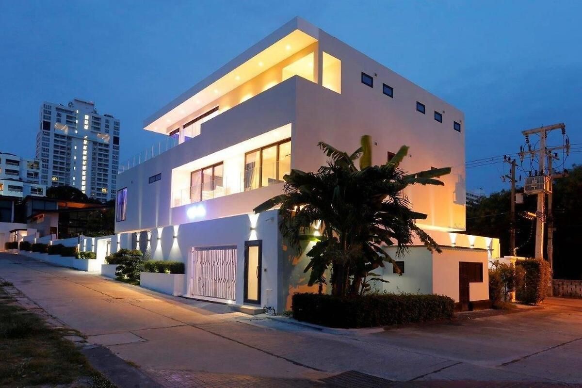 1600m Nearly Walkstreet Elevator * Pattaya