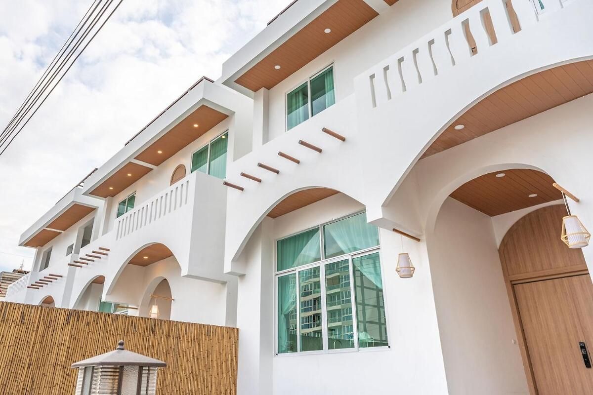 Location 5br Pool Downtown Pattaya