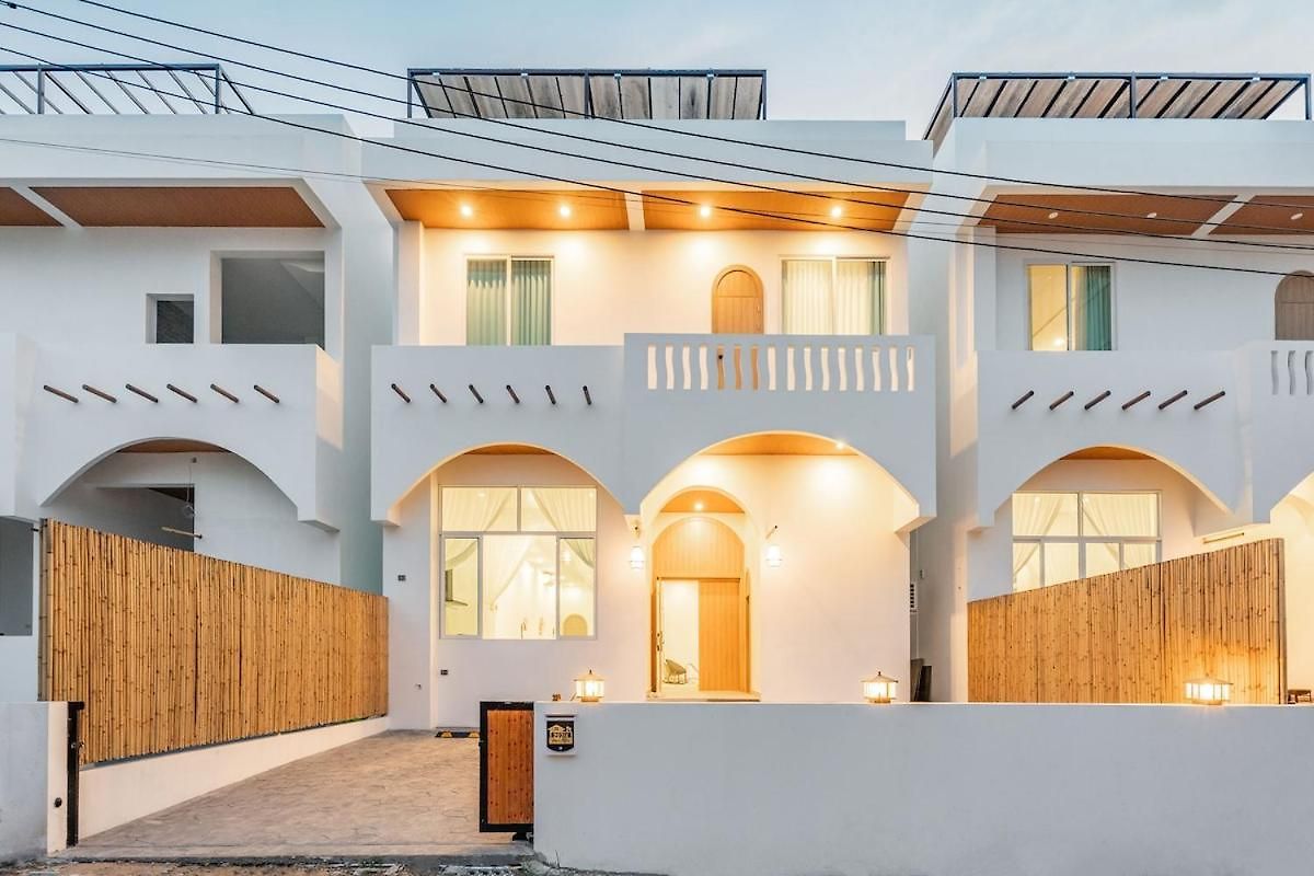 Location 5br Pool Downtown *