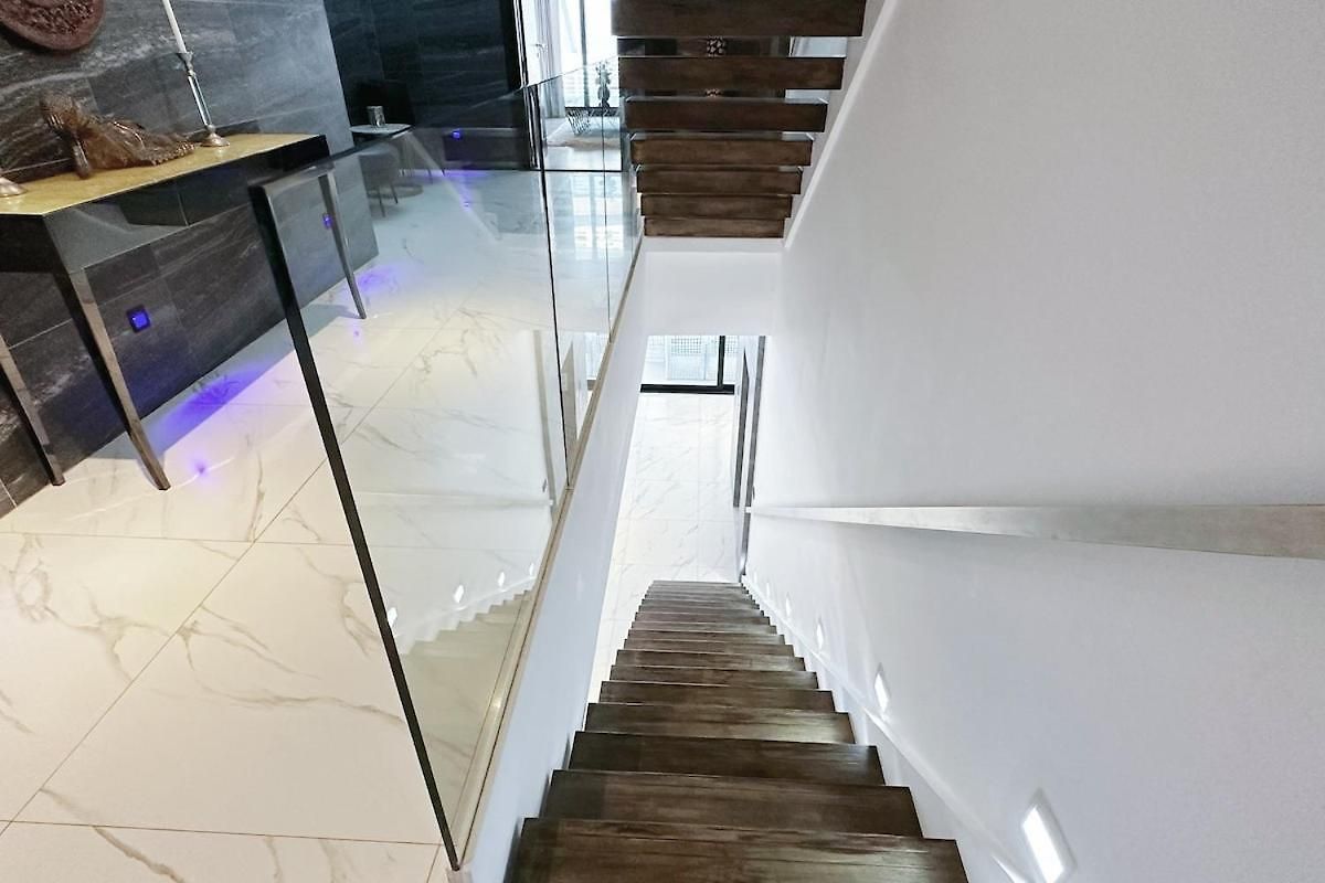 1600m Nearly Walkstreet Elevator * Pattaya