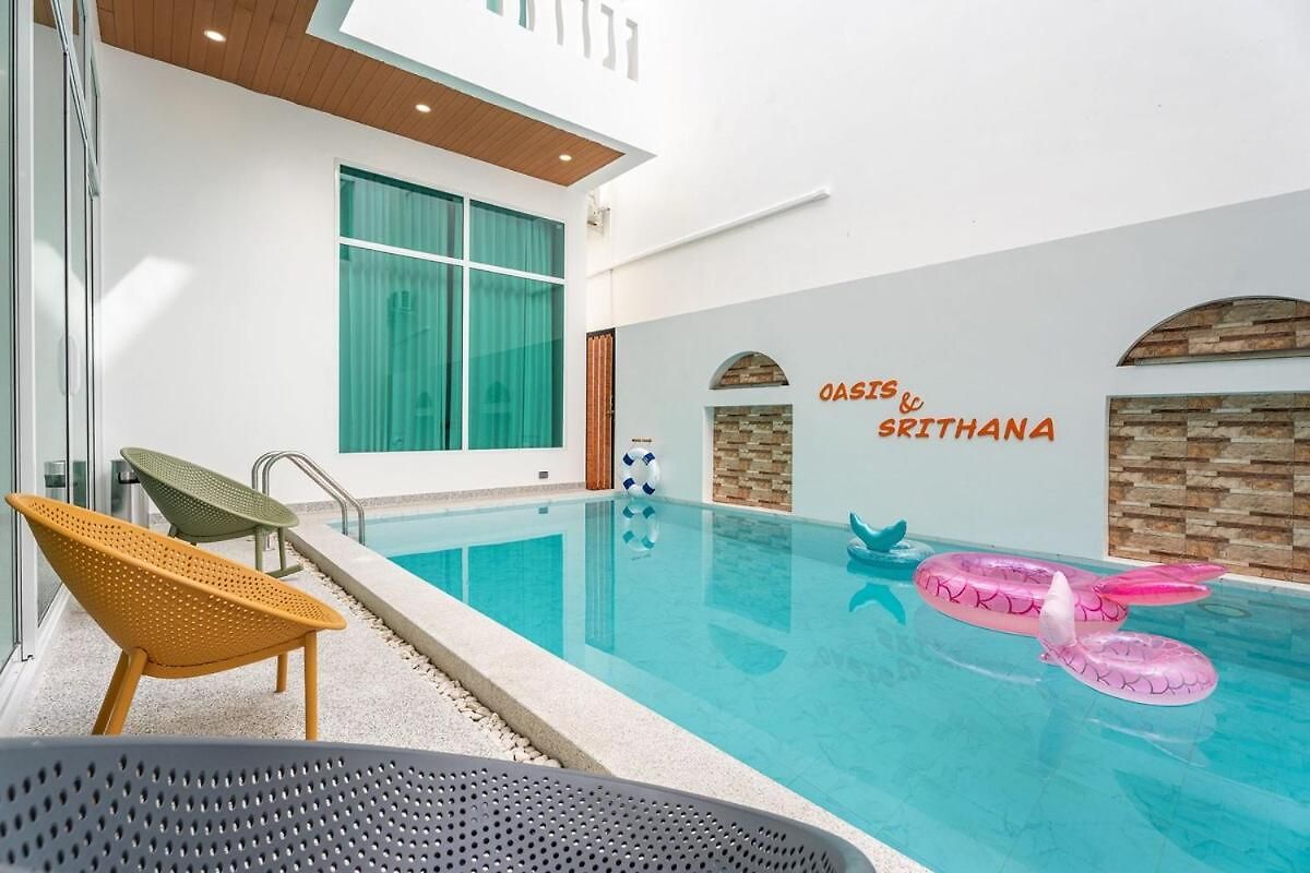 วิลล่า Location 5br Pool Downtown *