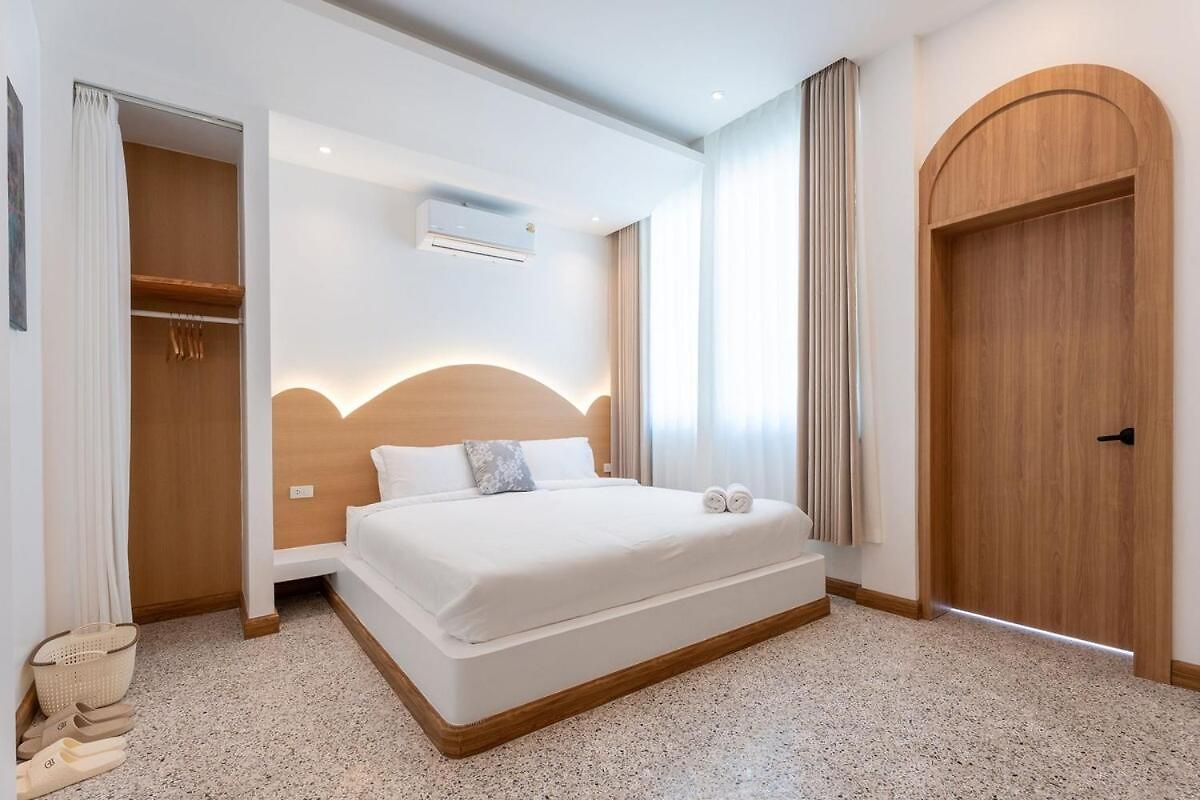 วิลล่า Location 5br Pool Downtown