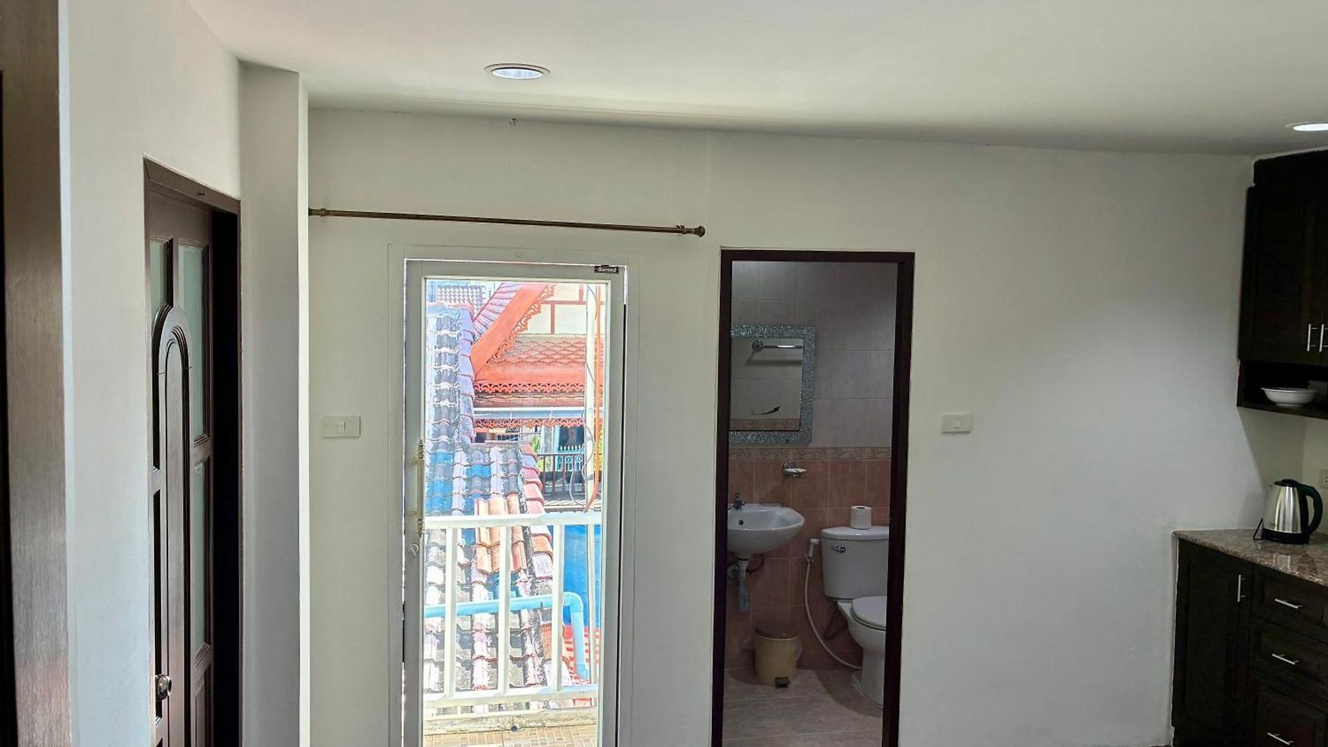 Farang House
