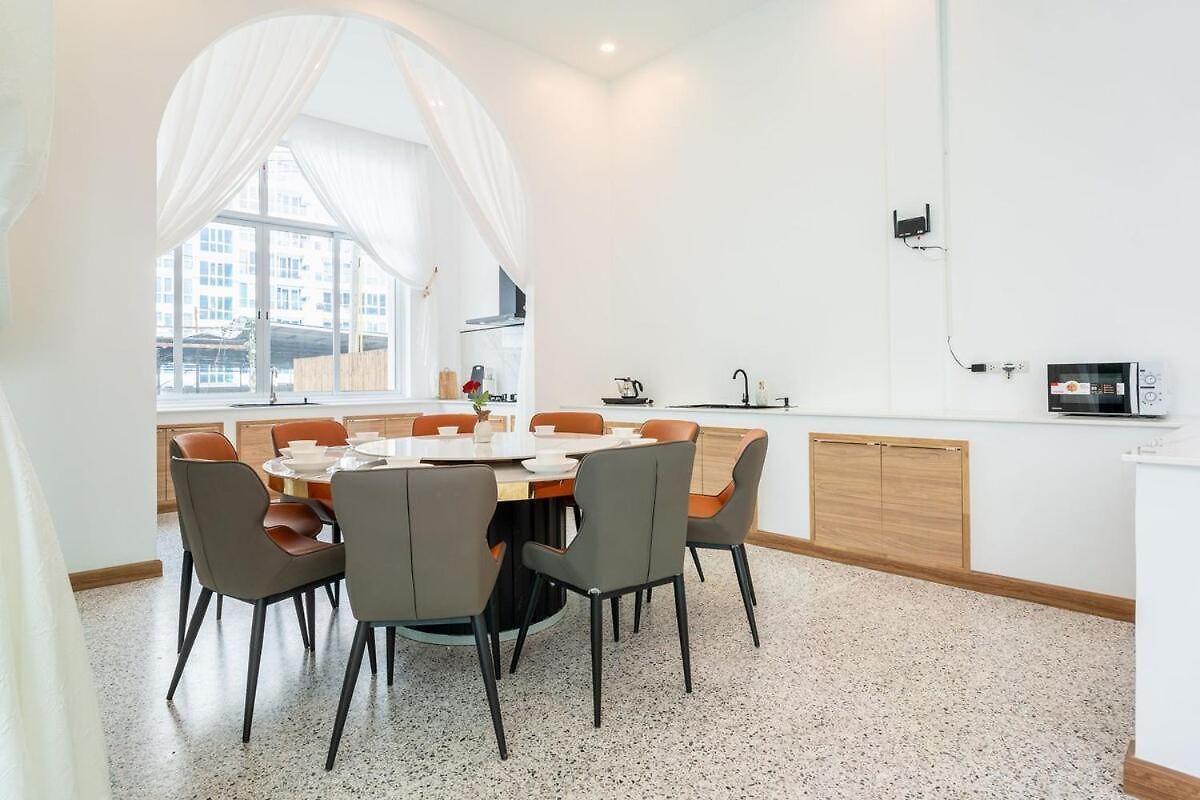 Location 5br Pool Downtown * Pattaya