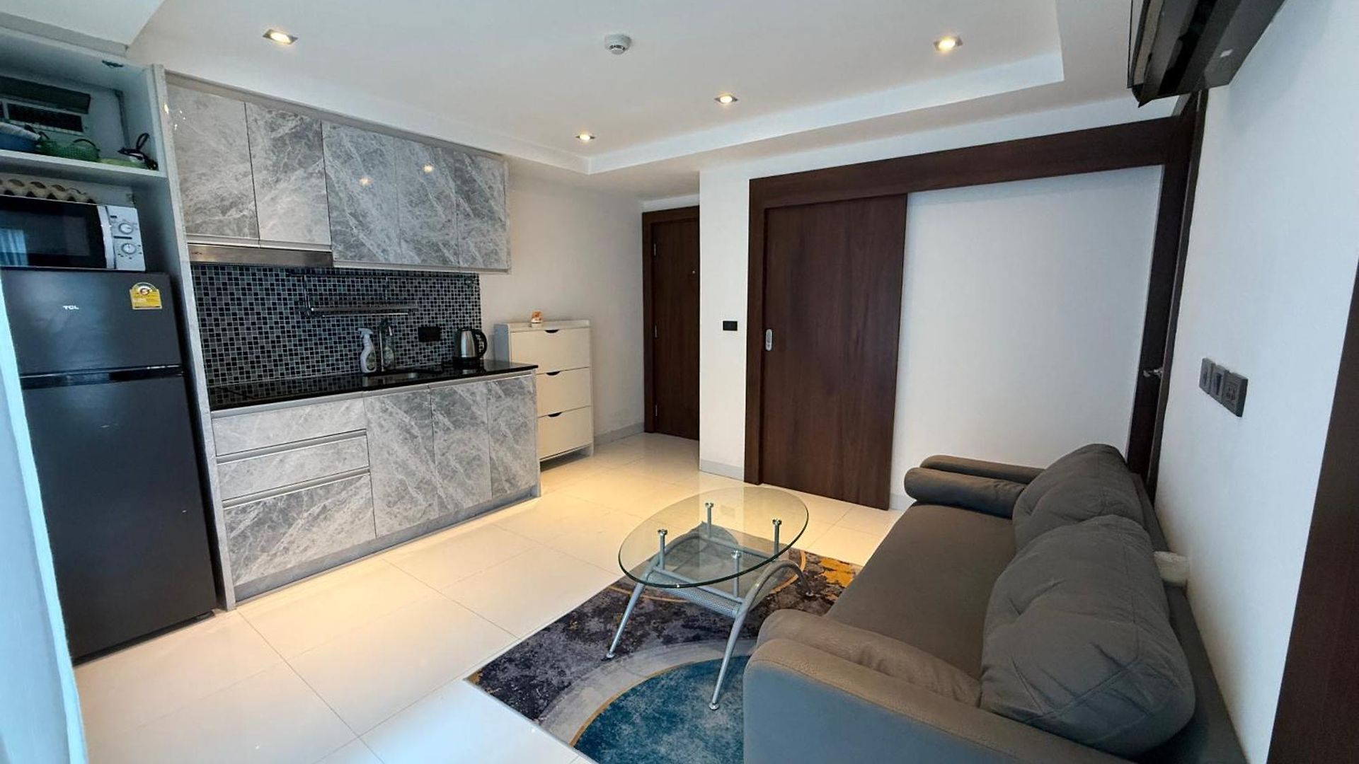 2 Bedrooms With Coffee Machine,gym,rooftop Pool อพาร์ทเม้น *