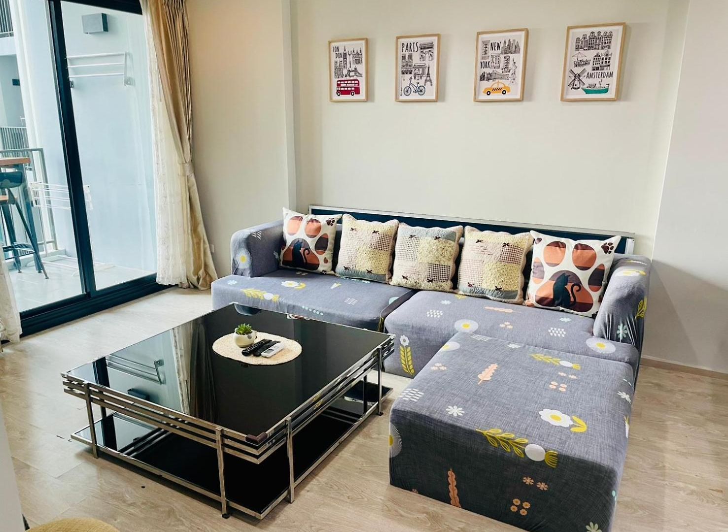 อพาร์ทเม้น The Base 2bed 2bath By Numam *