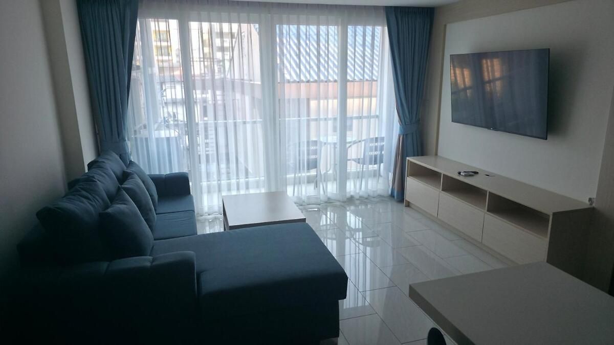 Grand Avenue Cityview 50 Sqm Wifi Tv