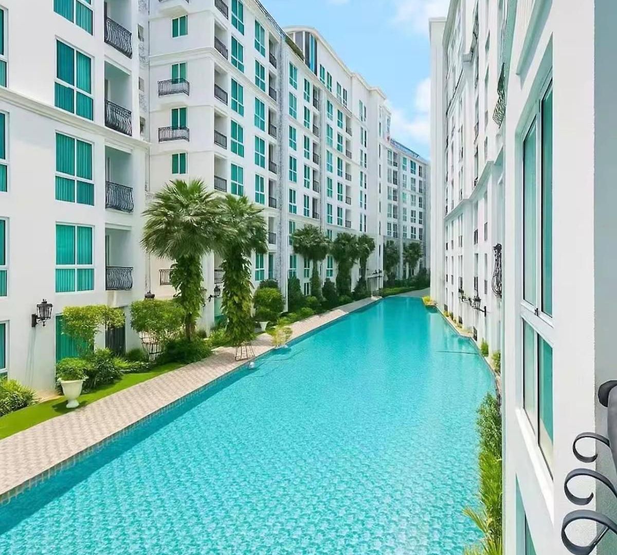 1 Bedroom French Style With Lagoon Pool * Pattaya