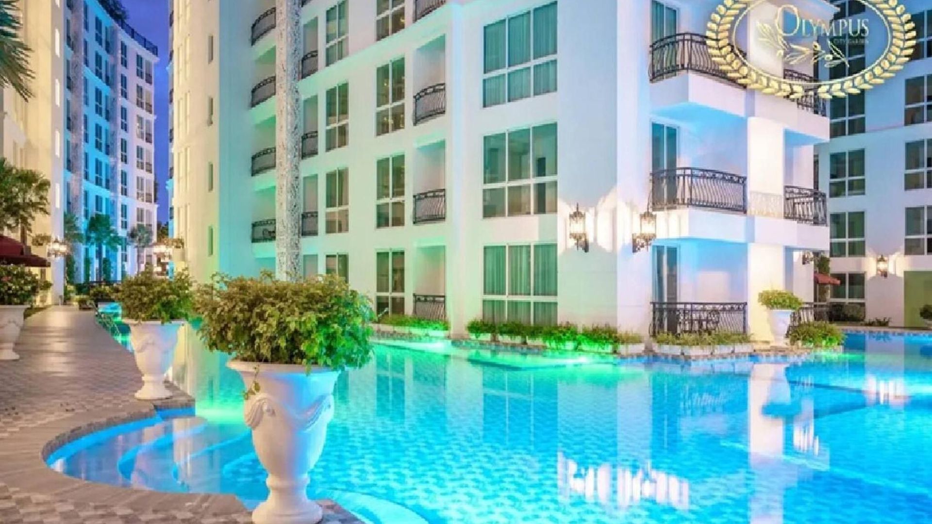 อพาร์ทเม้น Living At Great Location *