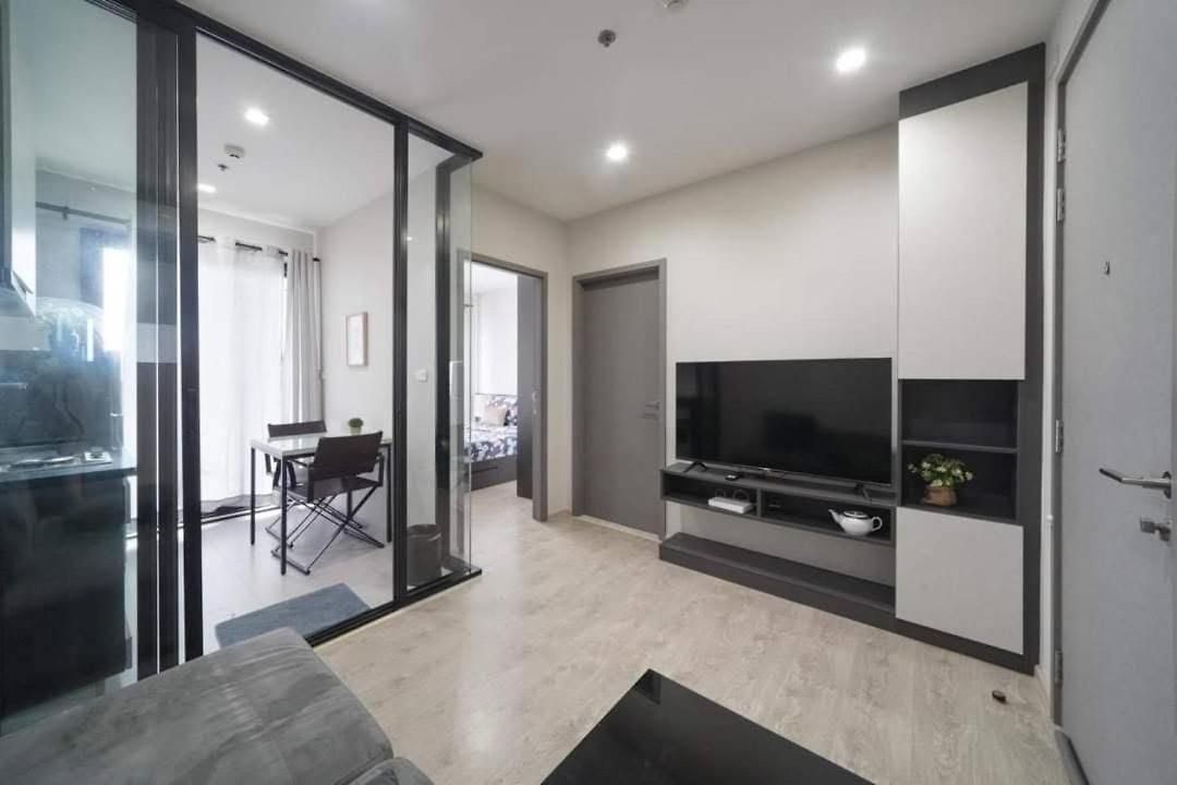 The Base High Floor And Seaview อพาร์ทเม้น