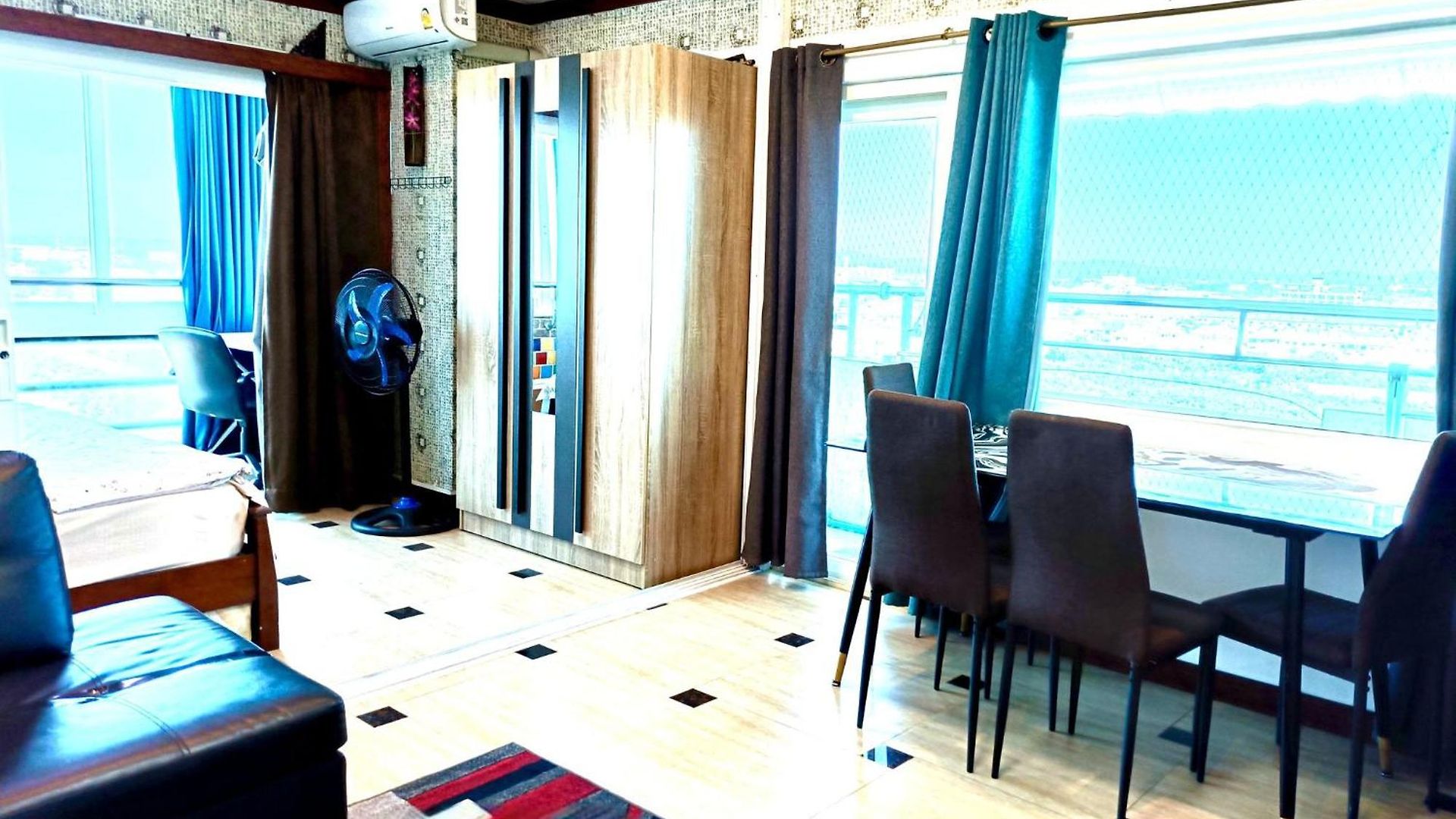 Pent House Type