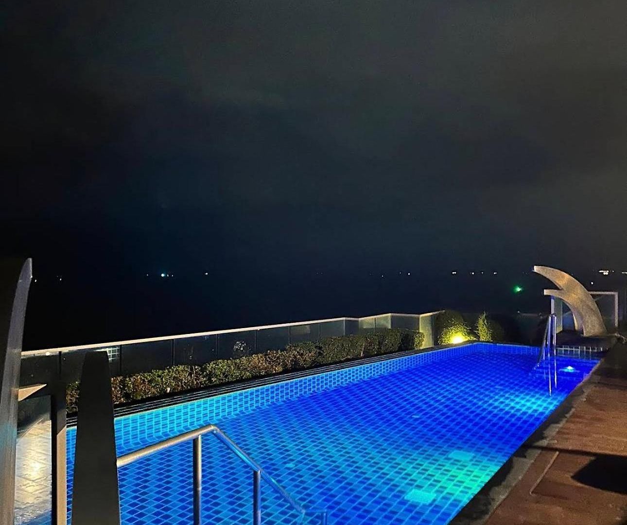 อพาร์ทเม้น Sea View *