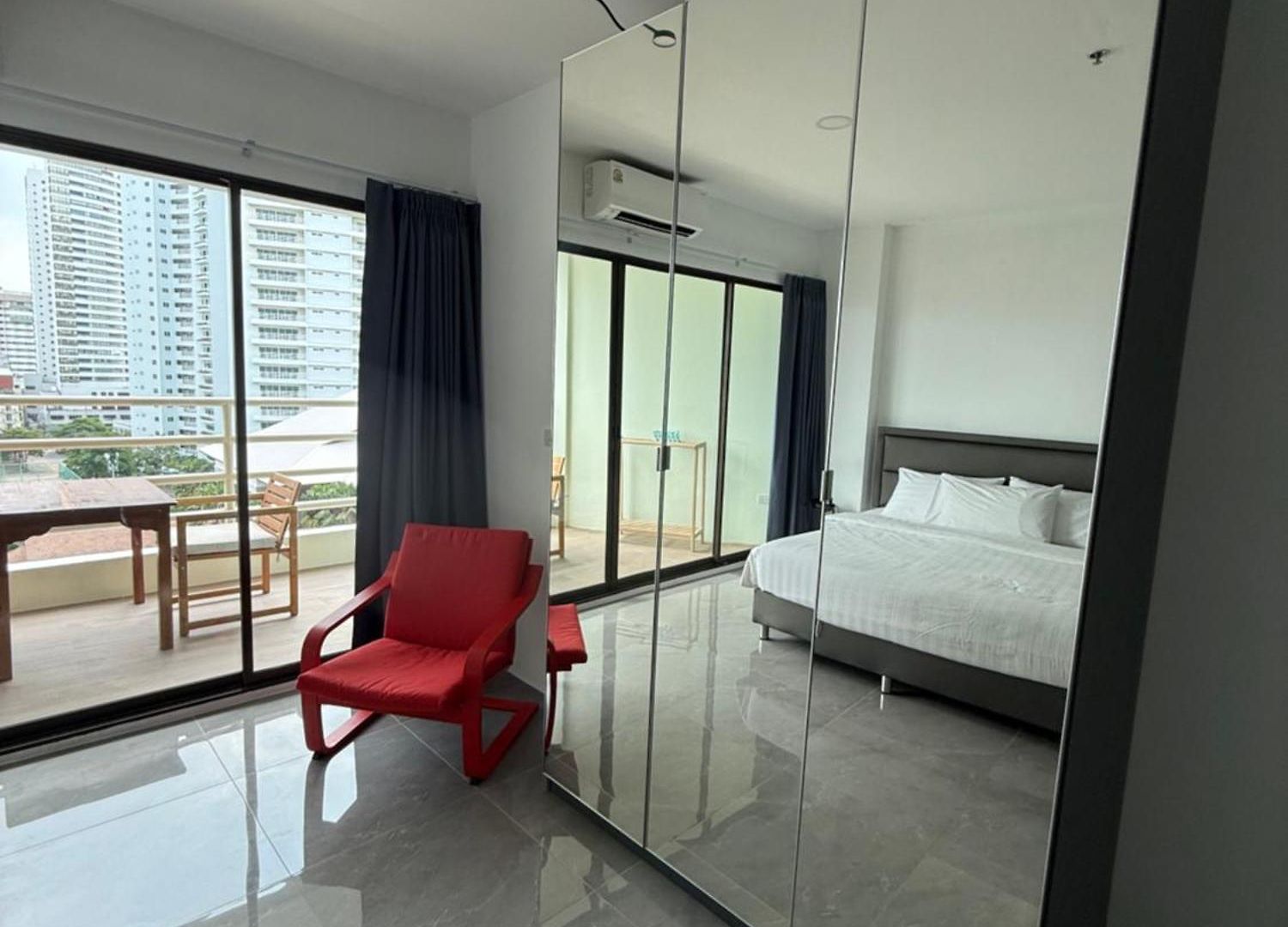 View Talay Five No Full Kitchen