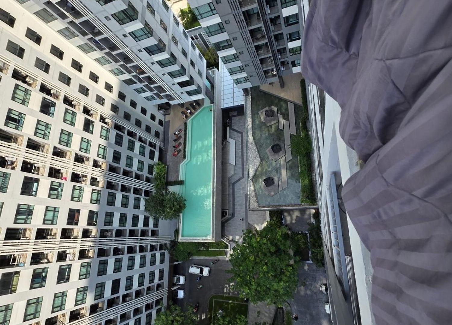 Apartment The Base Seaview Pattaya