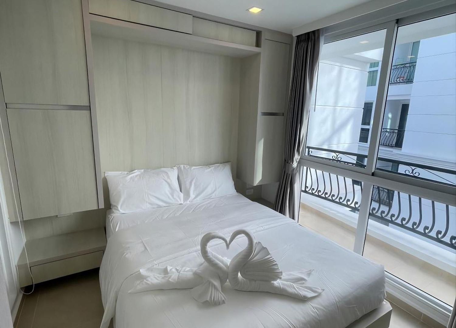 Beautiful 1 Bedroom With Big Balcony And Lagoon Pool อพาร์ทเม้น