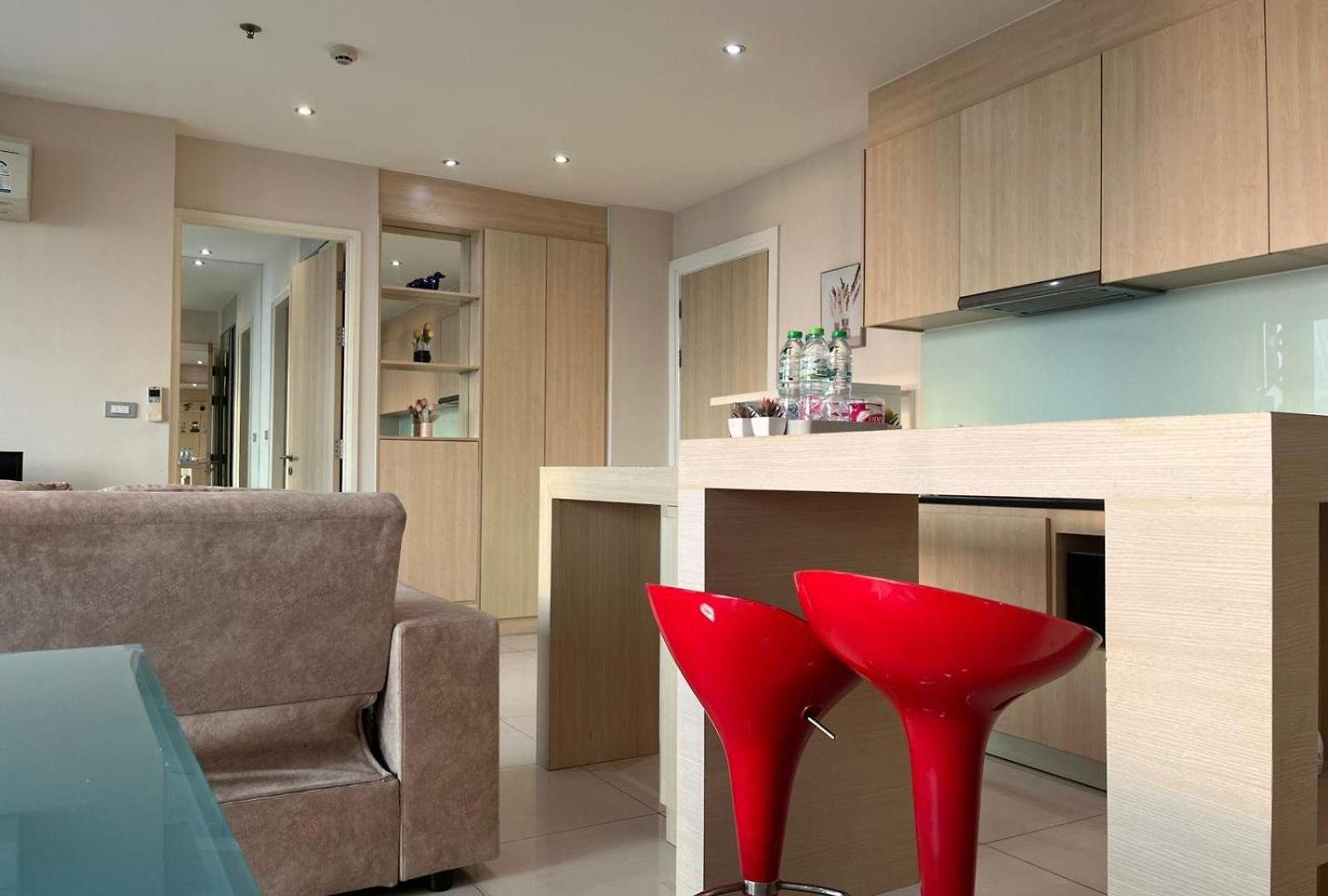 อพาร์ทเม้น 2 Bed Seaview -best Of Location A Gem Pattaya
