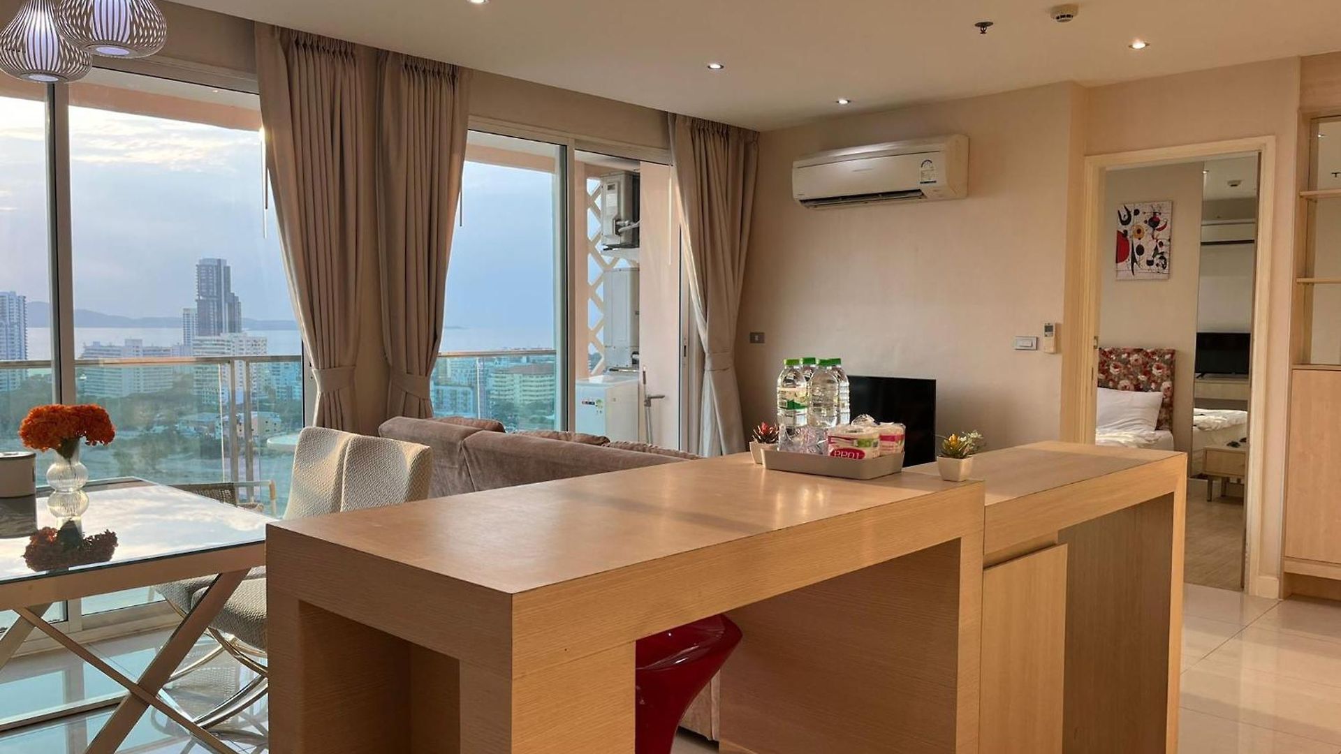2 Bed Seaview -best Of Location A Gem อพาร์ทเม้น *