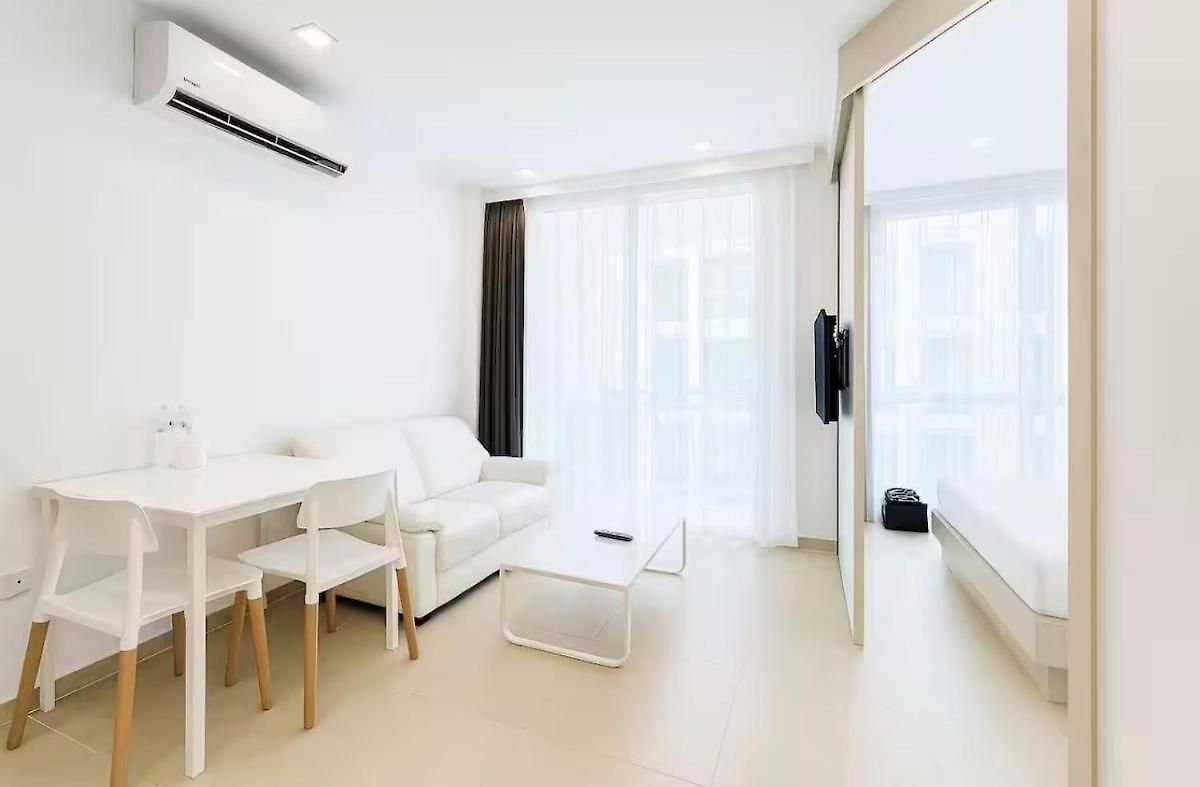 1 Bedroom French Style With Lagoon Pool