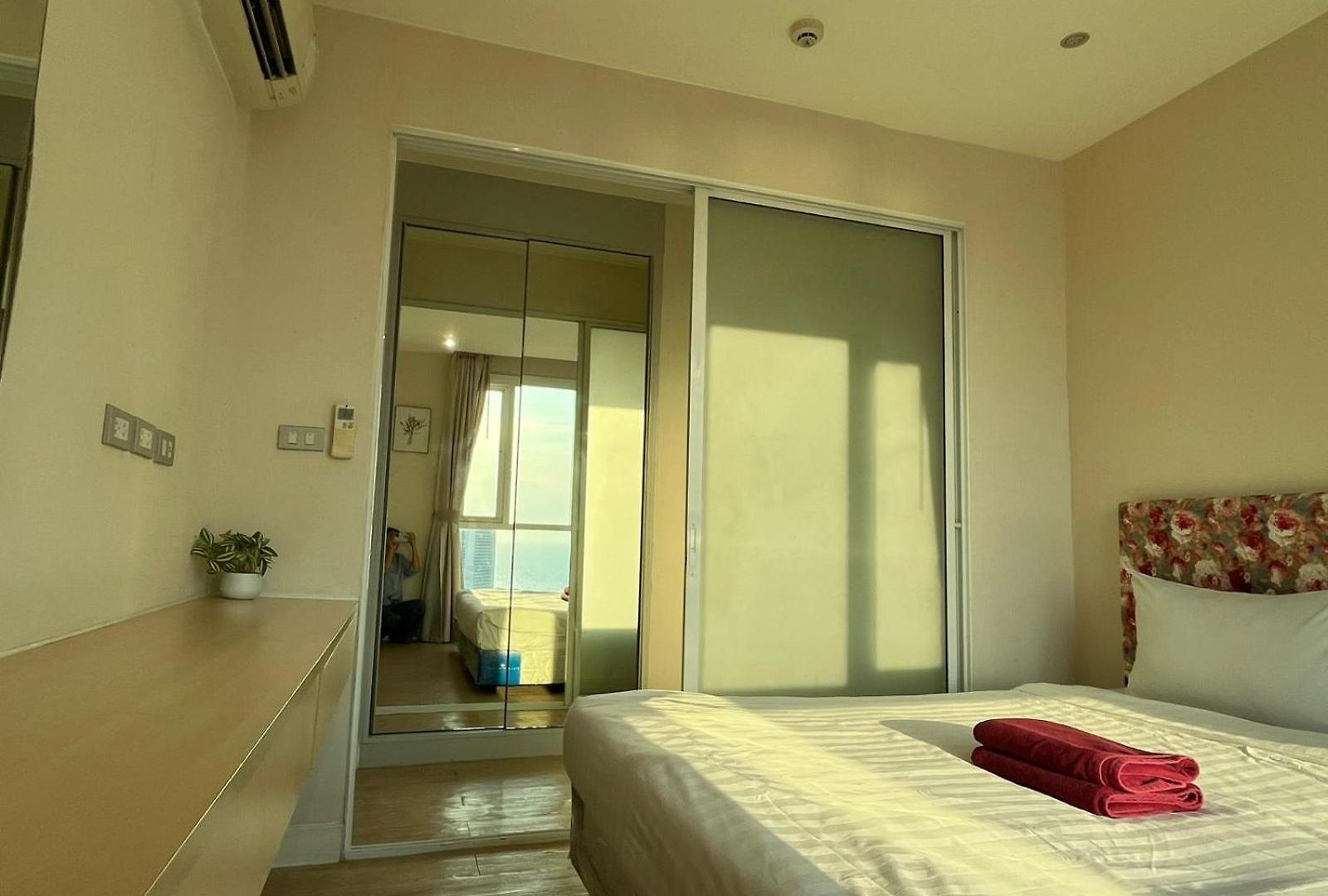 2 Bed Seaview -best Of Location A Gem * Pattaya