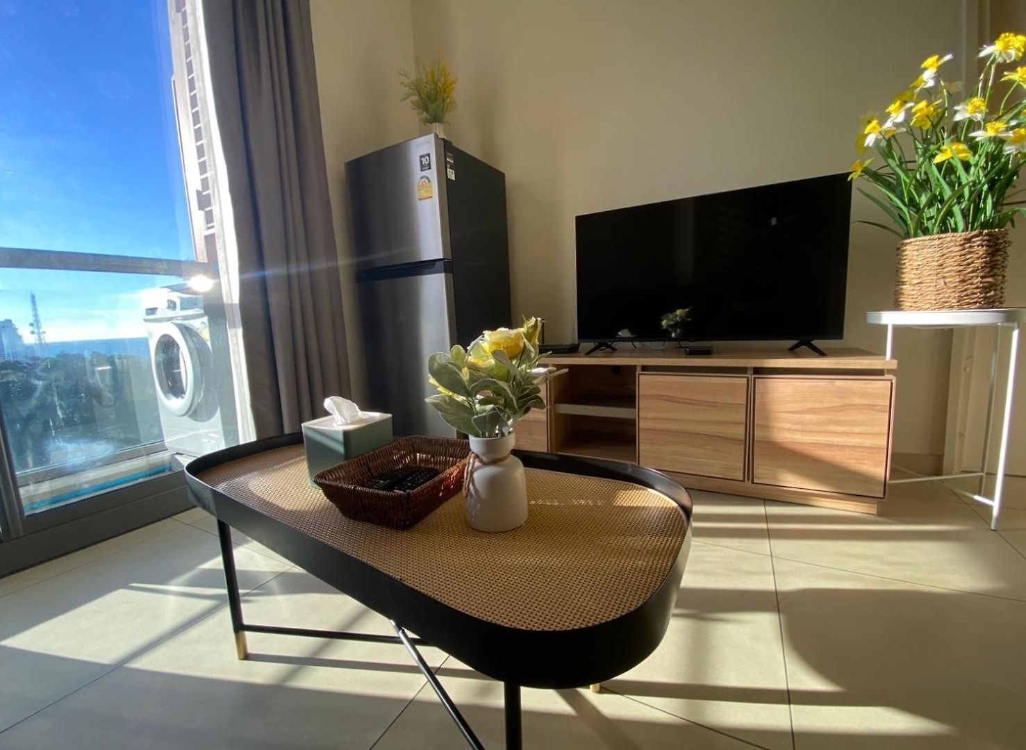 High Floor Sea View 2 Bed
