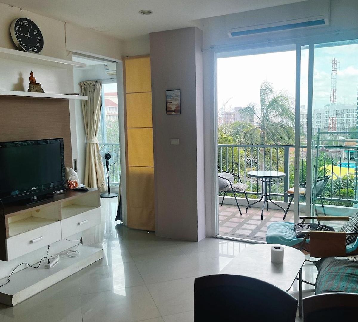 Diamond In The Center Of * Pattaya