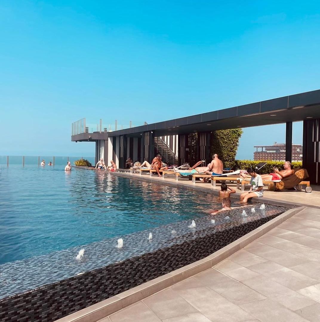อพาร์ทเม้น The Base 2bed 2bath By Numam